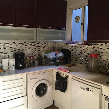 Bulent's Cozy Lägenhet *